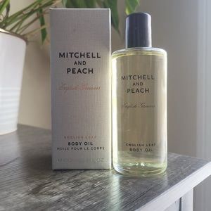 MITCHELL AND PEACH ENGLISH LEAF BODY OIL